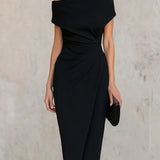Rochie Midi Asimetrică Neagră Minimalistă cu Un Umăr