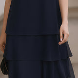 Rochie fără mâneci din chiffon în straturi