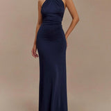 Setela | O rochie lungă elegantă și rafinată