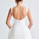 Elle – Rochie Mini de Damă cu Fundă și Perle