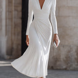 Rochie midi cu decolteu în V și mâneci lungi